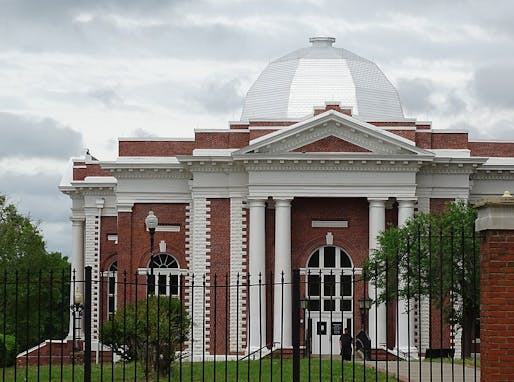 Image: Adam Jones/<a href="https://commons.wikimedia.org/wiki/File:Architectural_Detail_-_Tuskegee_University_Campus_-_Tuskegee_-_Alabama_-_USA_-_01_%2834327851811%29.jpg">Wikimedia Commons</a> (CC BY-SA 2.0)