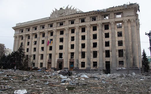 The former Kharkiv regional state administration building was severely damaged in a Russian missile strike in March 2022. Image courtesy Wikimedia Commons user Оксана Іванець/АрміяInform. (CC BY 4.0)