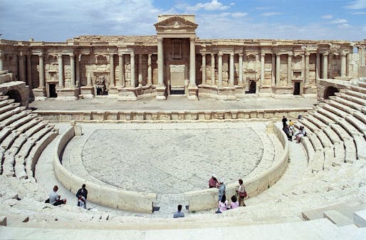 The facade of the Roman Theater in Palmyra was severely damaged during the militant occupation from 2015 to 2017. Photo: Jerzy Strzelecki/Wikipedia.