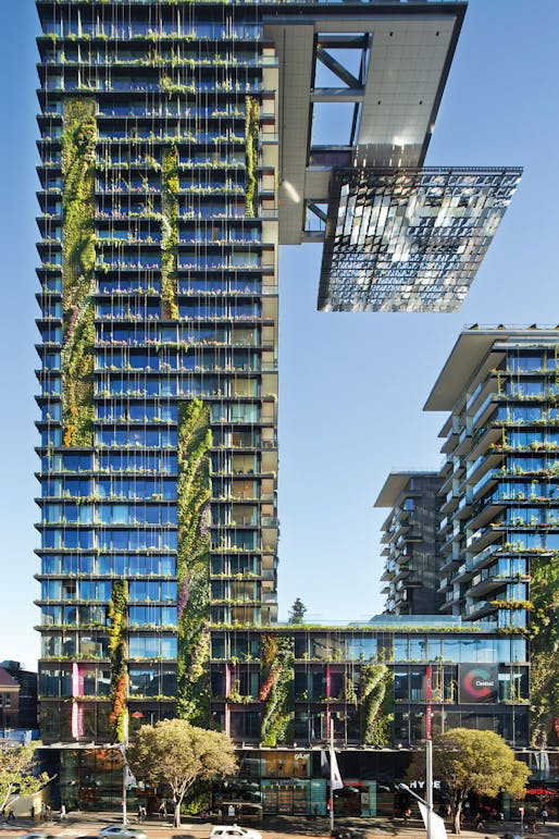 Overall Winner: Ateliers Jean Nouvel and PTW Architects, One Central Park, Sydney, Australia. Photo courtesy of LEAF Awards.