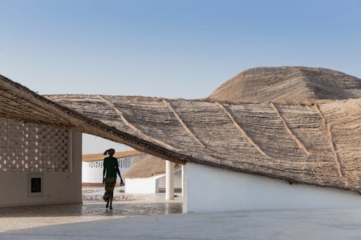 Thread: Artists’ Residence and Cultural Center in Sinthian, Senegal by Toshiko Mori Architect (New York, USA). Photo: Iwan Baan.