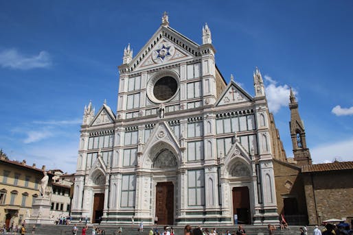 The Basilica of Santa Croce in Florence is among the recipients of a project grant as part of Italy's anti-seismic plan. Image: Victor R. Ruiz/Flickr