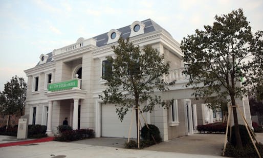 Chinese technology company Winsun Global recently announced to have 3D-printed this villa. (Image via theguardian.com)