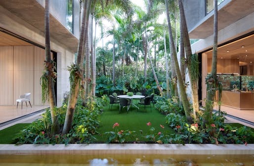 Bal Harbour House by Oppenheim Architecture. Photo: Karen Fuchs Photography.