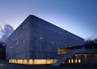 Waseda University Honjo Senior High School Gymnasium: Natural Light Shines on Structural Ingenuity