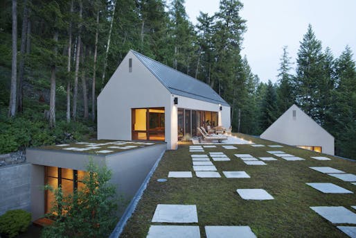 Whitefish Poolhouse & Gallery by Cushing Turrell. Image © Audrey Hall