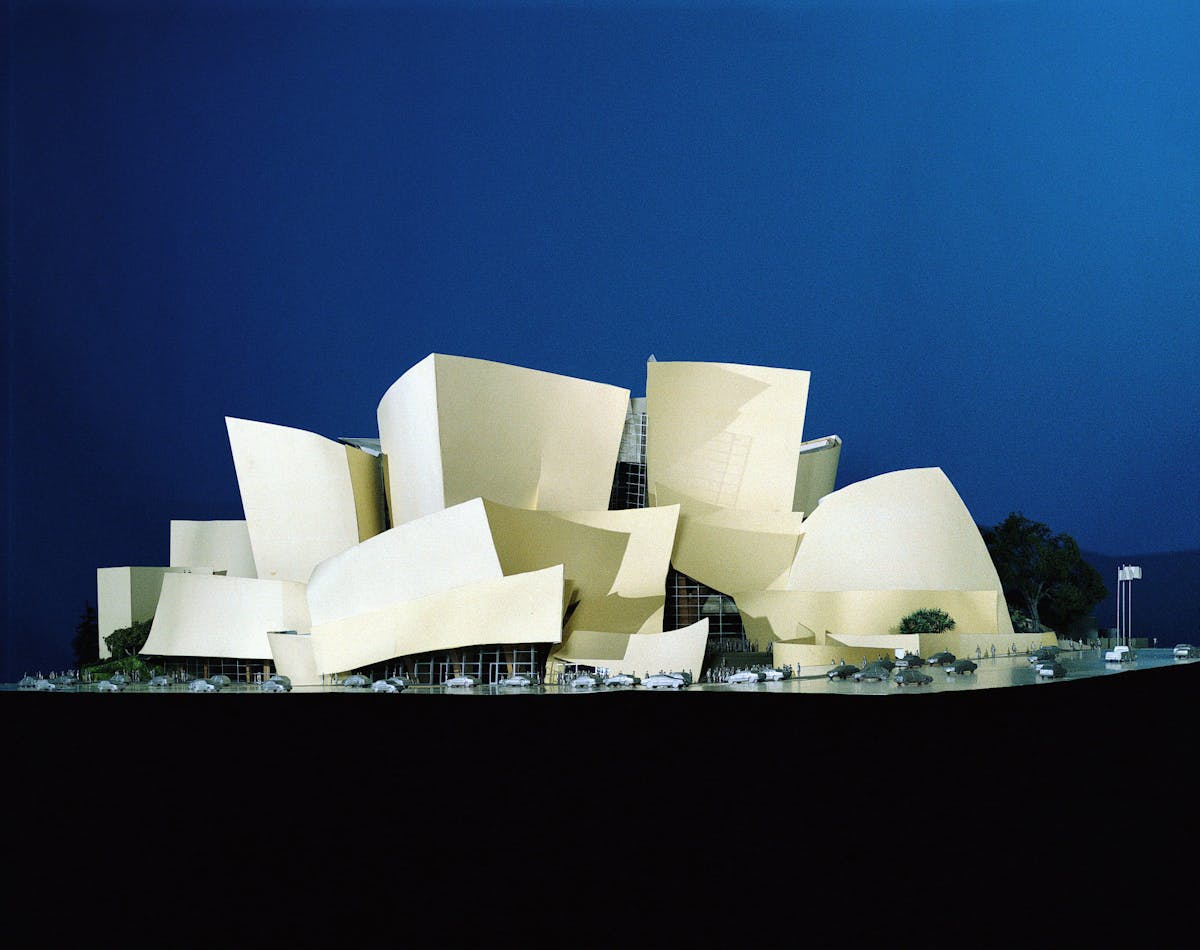 Frank Gehry: With a new Paris museum open, the architect is far