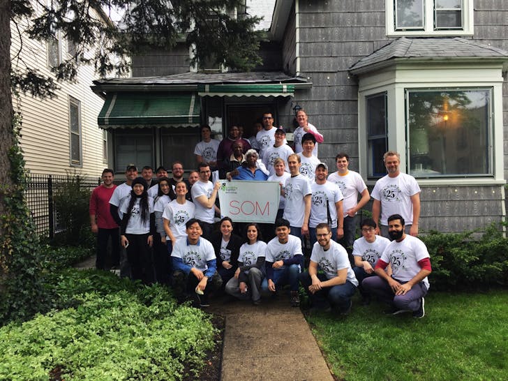 National Rebuilding Day with employees from SOM’s Chicago office. Photo © SOM.