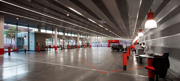 Centro de servicio del automóvil. Madrid