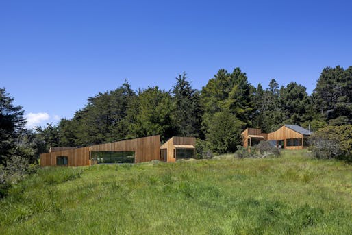 Design for Ecosystems Award: Sea Ranch Meadow II in The Sea Ranch, CA by Turnbull Griffin Haesloop. Photographer: David Wakely.