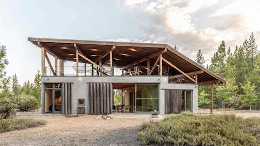 Related on Archinect: Atelier Bow-Wow’s first U.S. home features a large ‘umbrella’ roof in the Sierra Nevadas. Image credit: Nick Swartzendruber for Sotheby’s International Realty