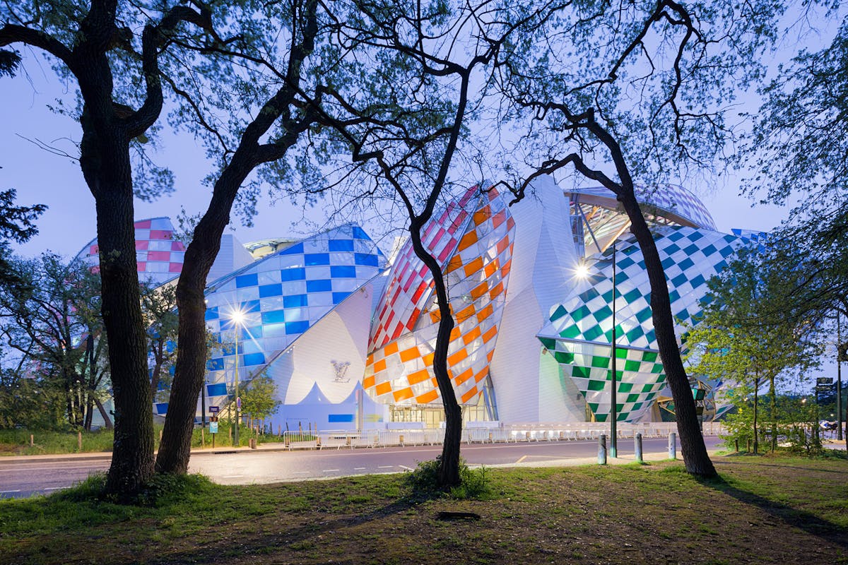 Daniel Buren Brings Color to Frank Gehry's Fondation Louis Vuitton