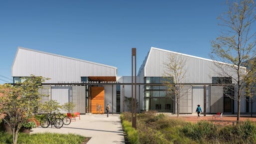 The Whitcomb Art Center for Knox College by Lake|Flato Architects. Photo: Andrew Pogue. Image courtesy AIA.
