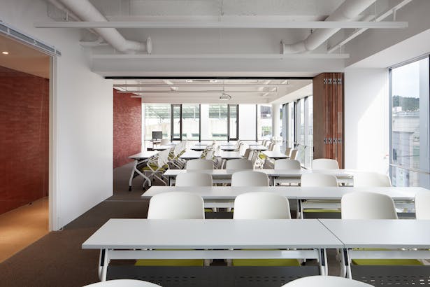 4f - flexible conference room