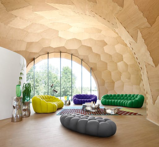 Bubble sofa and ottoman designed by Sacha Lakic. Photo via Roche Bobois.