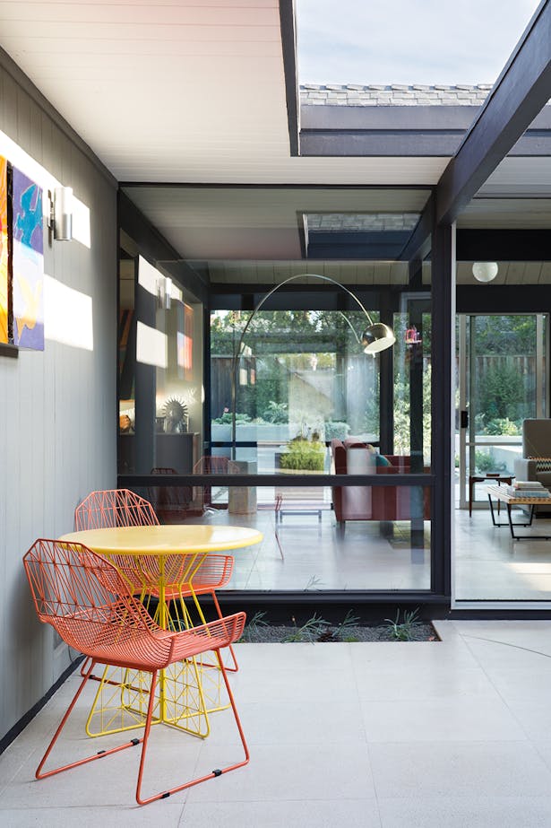 Renewed Classic Eichler by Klopf Architecture