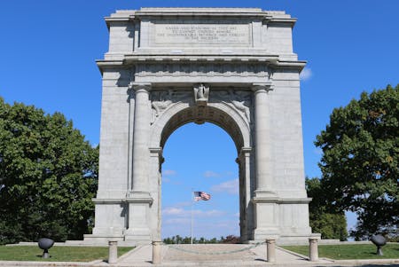 The Valley Forge War Memorial, one of many designed by the architect Paul Philippe Cret. Image courtesy of Photo courtesy of Wikimedia user Avsnarayan.