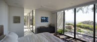 Wolff Residence / Thornton Ladd in Hollywood Hills - Home Remodel