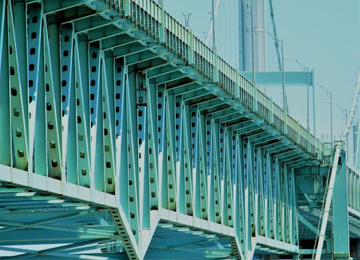 A segment of the Claiborne Pell Newport Bridge in Rhode Island. Image: Bogdan Tapu via Flickr (CC BY-NC 2.0) 