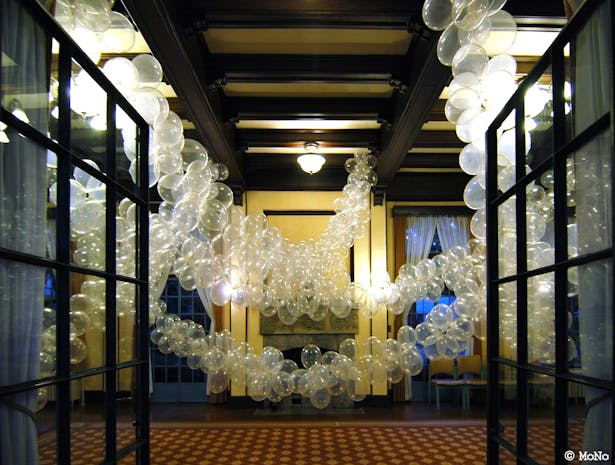 side view of the installation art (photo MoNo)