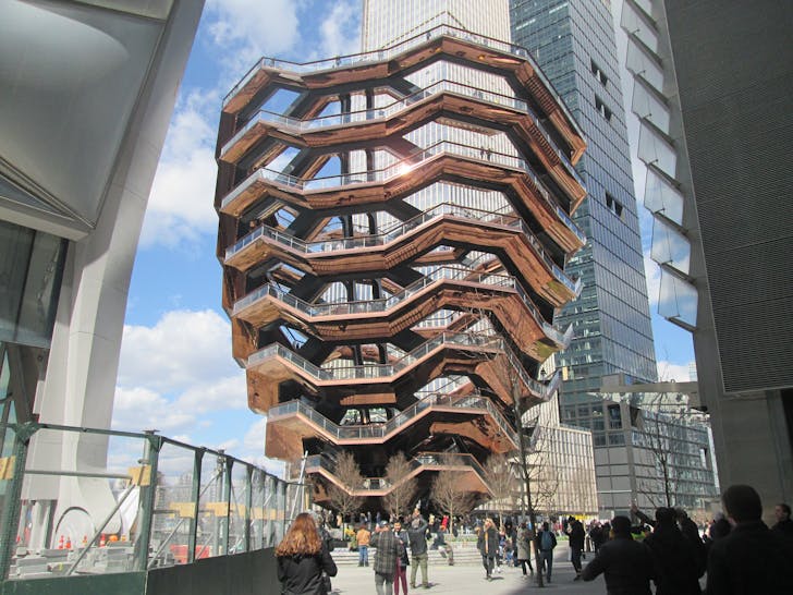 Thomas Heatherwick's The Vessel, is it a monument, a mall, or a work of art? Image courtesy of Wikimedia user Epicgenius.
