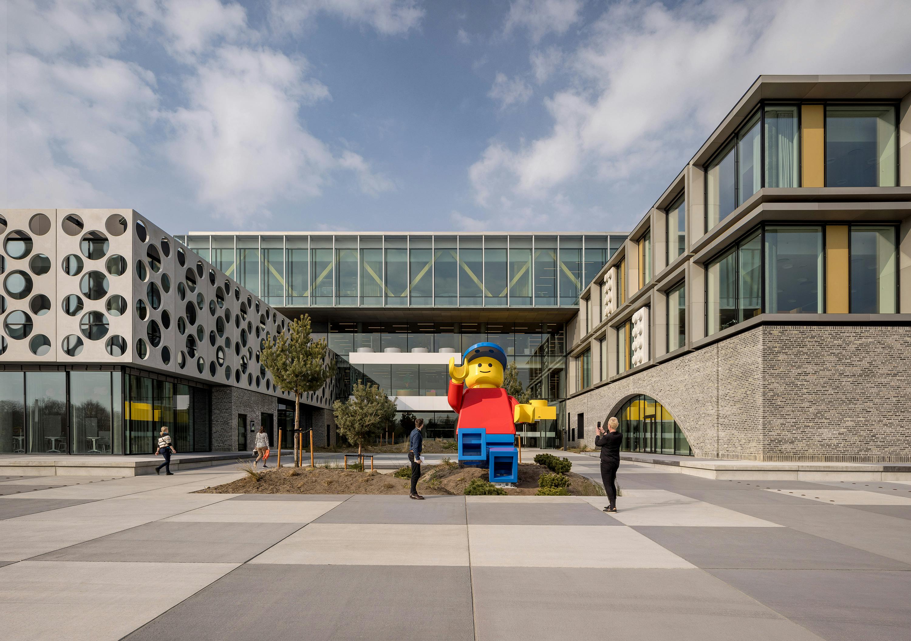 jeg fandt det defekt sko LEGO Group's new campus officially opens at headquarters in Billund, Denmark  | News | Archinect