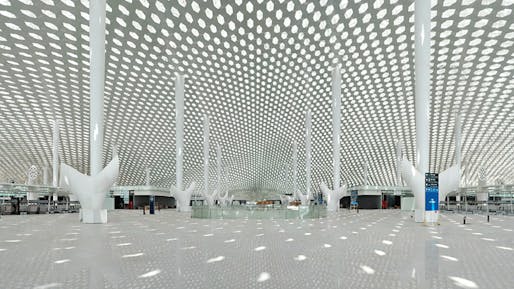 Shenzhen Bao’an International Airport - Terminal 3. Interior panoramic view. Image © Studio Fuksas