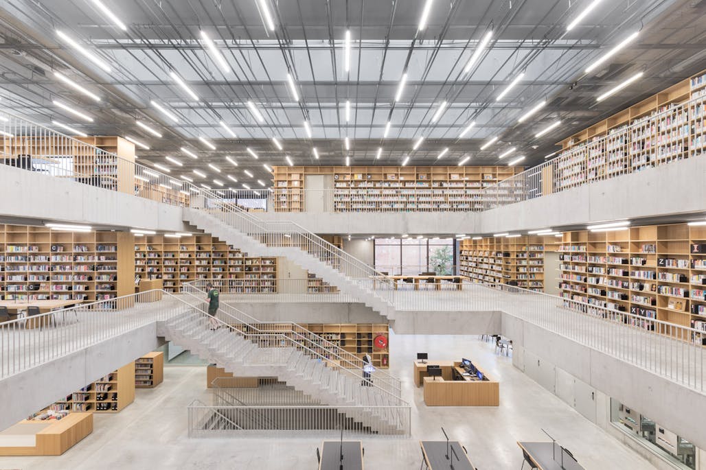 KAAN Architecten completes Utopia, a library and academy