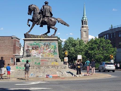Architecture school leaders are commenting on the historic protests taking place around America. Shown: A scene from protests that took place in Richmond, Virginia. Image courtesy of Wikimedia / Tyler Walter.
