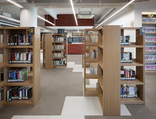 5f - various height bookcases with the motif of skyscrapers