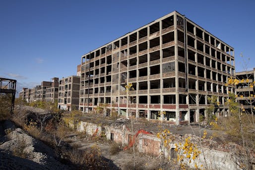 Detroit’s largest vacant industrial site: the Packard Automotive Plant comprises 47 buildings spread across 40 acres. (Photo: Albert Duce/Wikipedia)