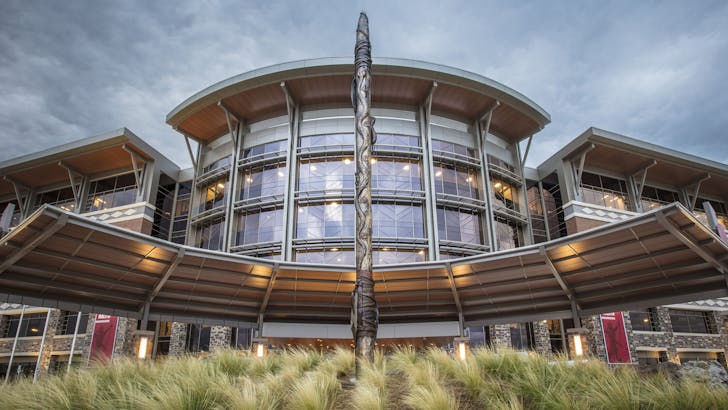 The new headquarters building for the Oklahoma-based Choctaw Nation was designed by New Fire Native Design Group. Photo: Simon Hurst, image courtesy New Fire Native.