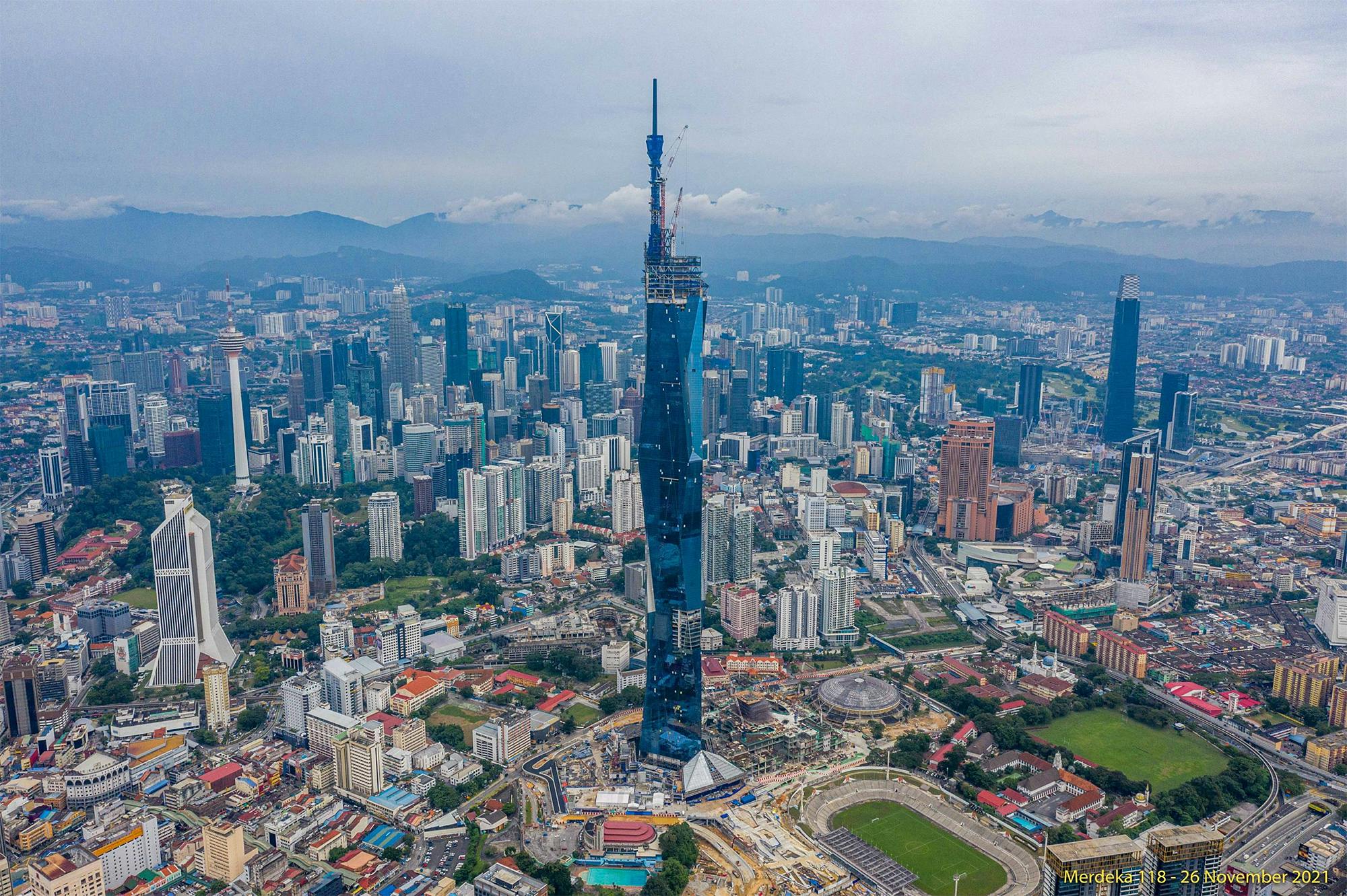 malaysia-s-merdeka-118-tower-the-world-s-second-tallest-building-tops