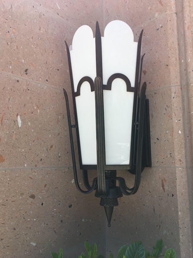 Replica. Wall sconce type.