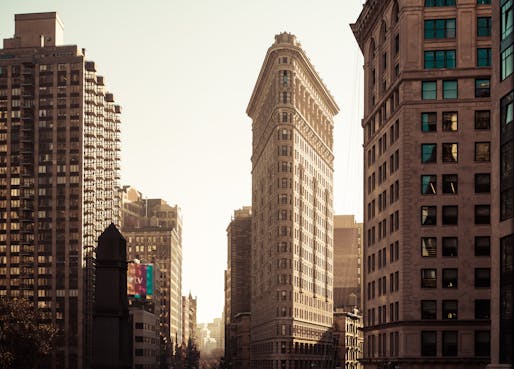 New York City's 121-year-old Flatiron Building remains vacant largely due to its conversion difficulties. Image: Victoria Pickering via Flickr (CC BY-NC-ND 2.0) 