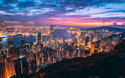 Hong Kong ranked 1st in the latest CTBUH survey with 646 buildings measuring at least 150 meters/492 feet. Image courtesy Simon Zhu/Unsplash.