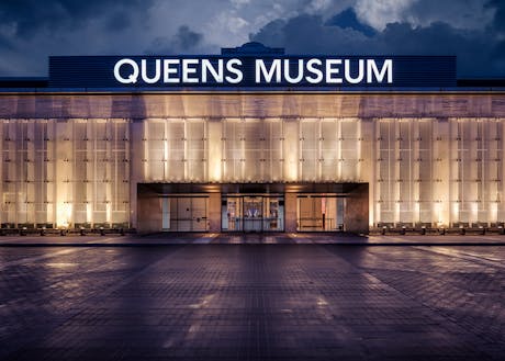 http://www.ericsoltan.com/posts/2017/5/26/queens-museum-at-night