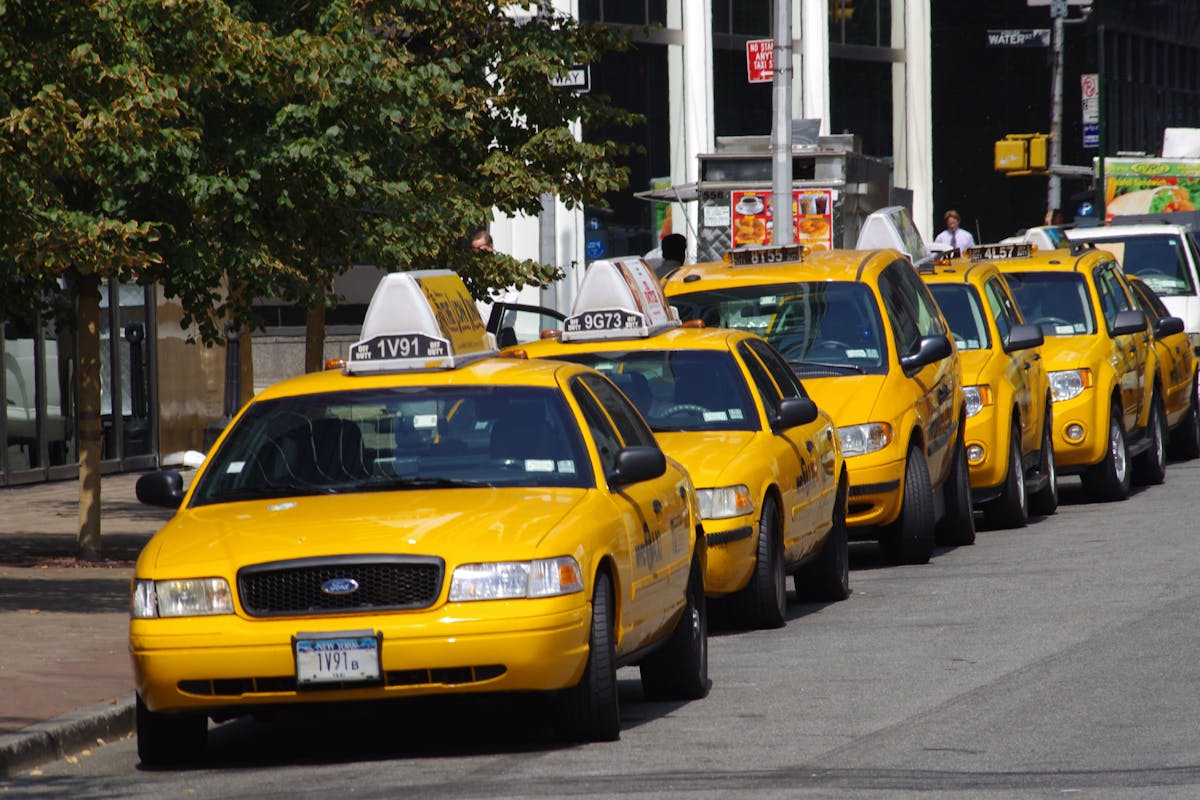 Nauwgezet Premedicatie Stapel New York's iconic yellow cabs are slowly disappearing from city streets —  and Uber is cashing in | News | Archinect