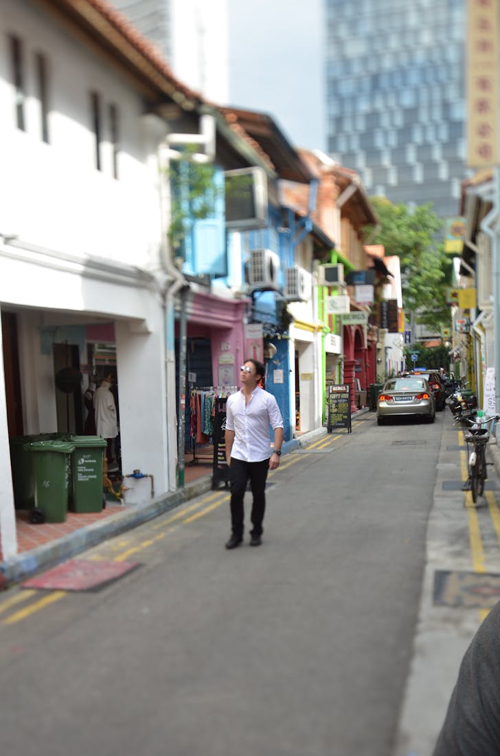 Pomeroy visiting the shophouses in Singapore. Image courtesy of Pomeroy Studios.