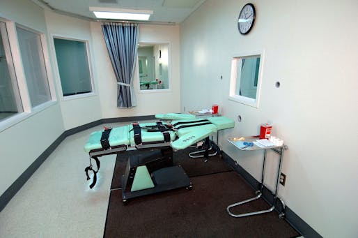 The lethal injection room at California's San Quentin State Prison, completed in 2010. Photo: Wikipedia