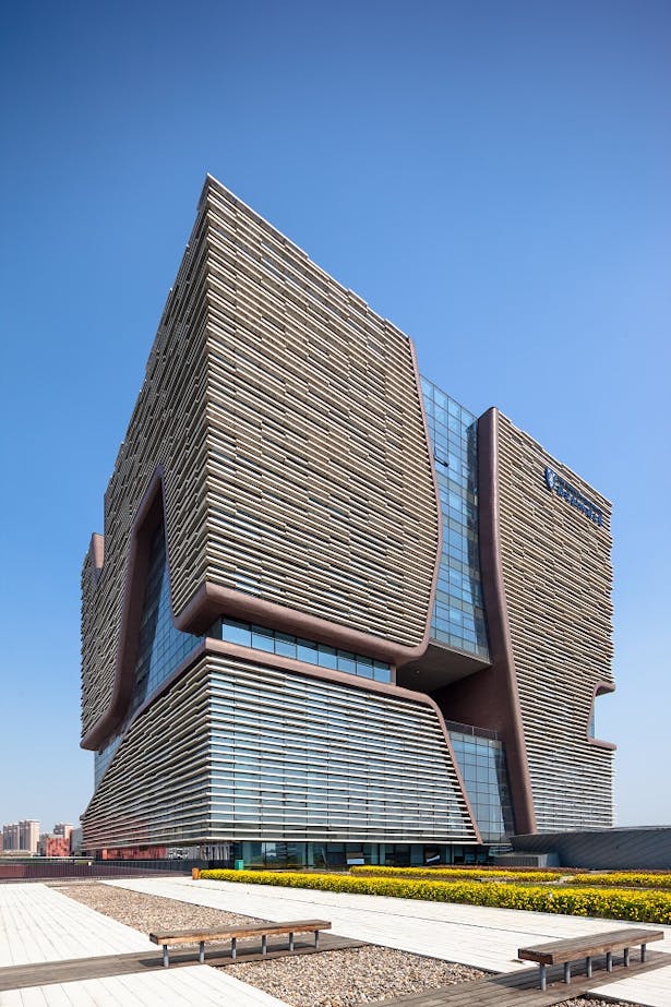 Xi'an Jiaotong-Liverpool University Administration Information Building by Aedas