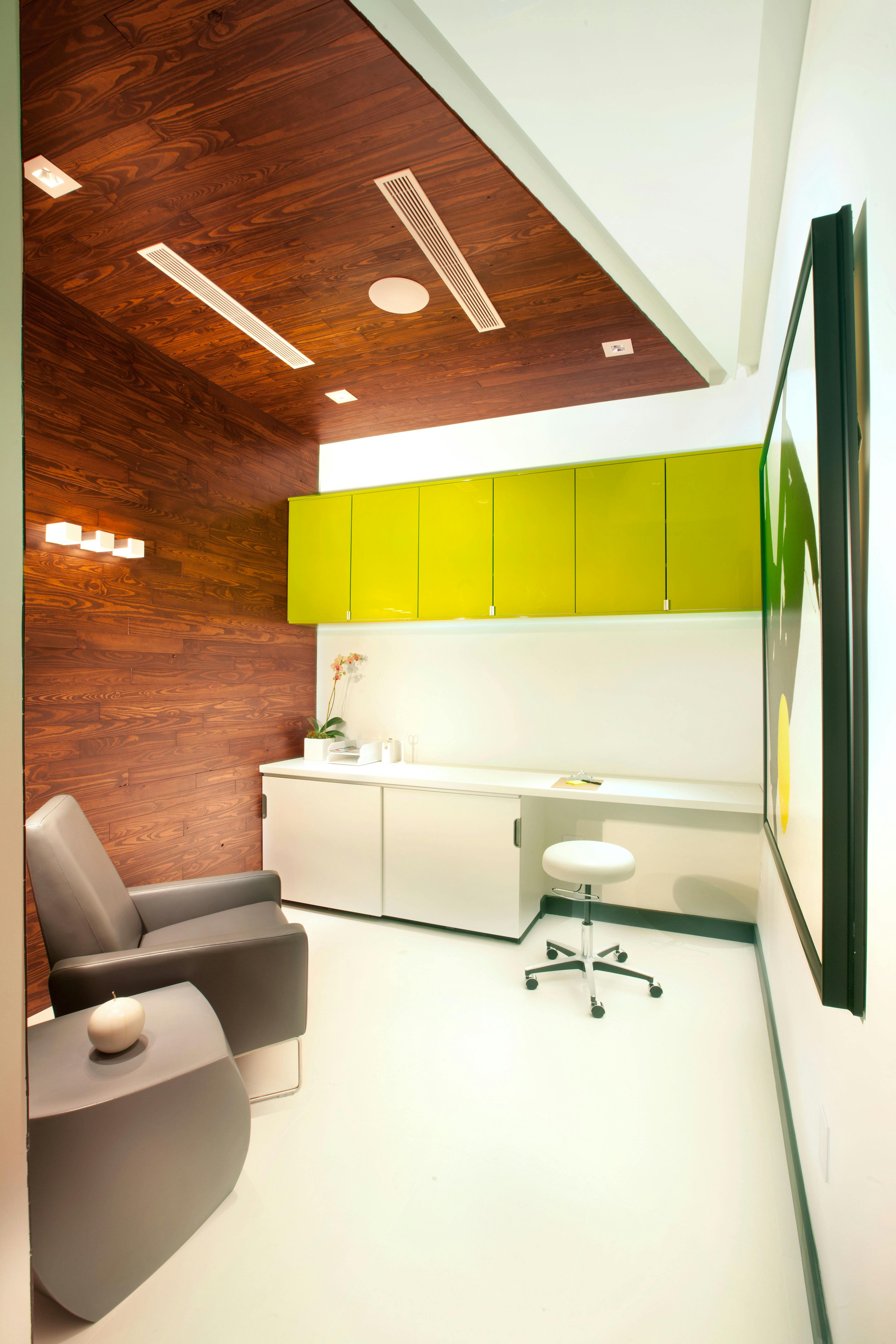 Miami Modern Scandinavian Medical Office | DKOR Interiors ...