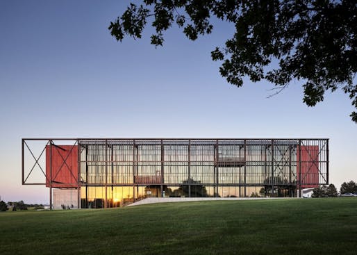 Academic Excellence Center Southeast Community College by Gould Evans and BVH Architecture. Image credit: Michael Robinson and William Hess.
