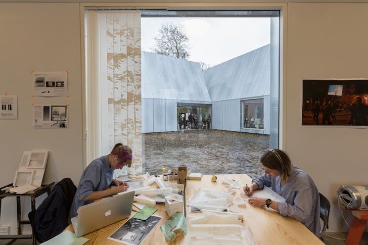 The new studios interconnect to encourage social and visual interaction. Photo courtesy of MOS Architects
