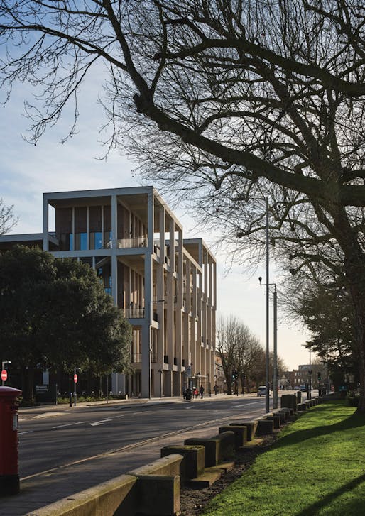 Town House – Kingston University, London, UK / Grafton Architects. Image: Dennis Gilbert