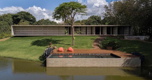 Winner in Architecture, Houses - mf+arquitetos: Lake House, Uberlândia, Brazil. Photo credit: Felipe Araújo 