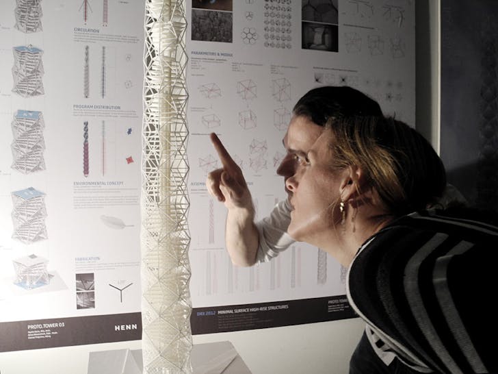 Moritz Fleischmann & Cordula Vielhauer (Detail Research) taking a closer look. (Photo: R. Sladek)