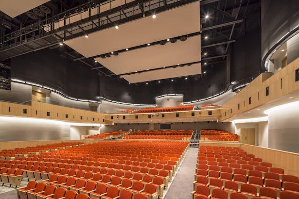 Auditorium (photo: Tim Griffith)