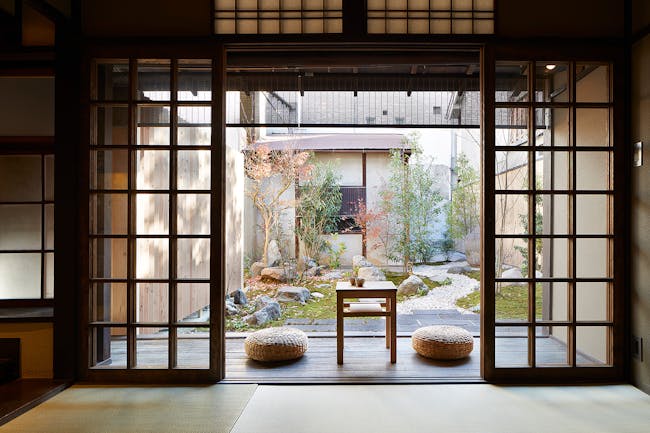 B.L.U.E. Architecture Studio's makeover emphasizes the essence of traditional Kyoto culture: the courtyard. © Toshiyuki Yano