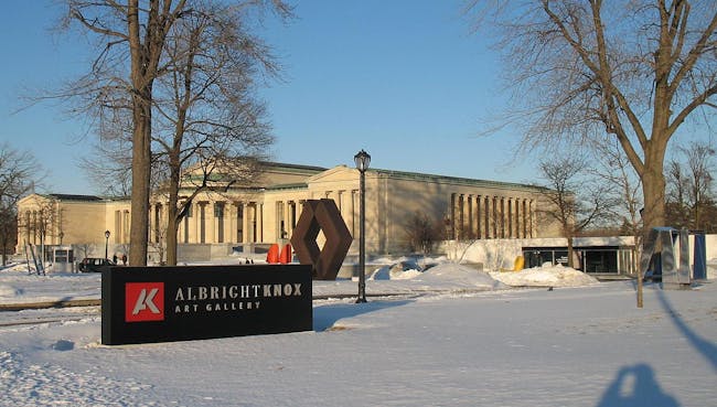 Another view of the Albright-Knox Art Gallery. Image by Jason Paris / Flickr / Wikipedia